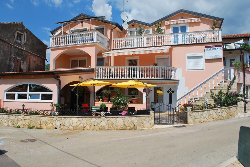 Apartments Maria Poreč Exteriör bild